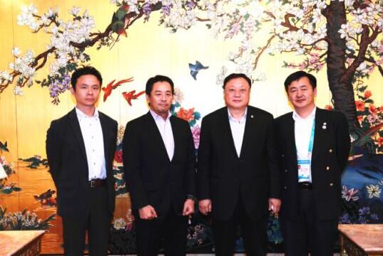 董事会主席王彤宙会见三井物产株式会社代表